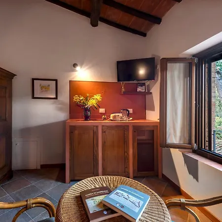 Tenuta Il Cicalino Farm stay *