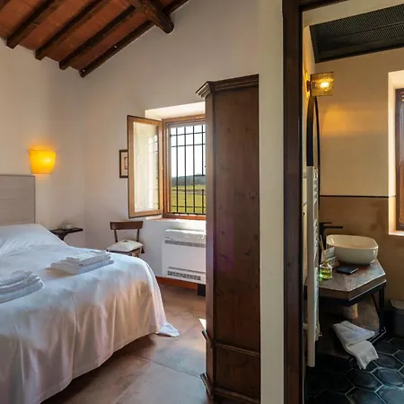 Tenuta Il Cicalino Farm stay *